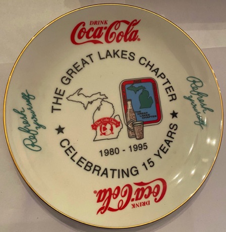 7470-1 € 15,00 coca cola aardewerk sierbord great lakes chapter celebrating 15 years 1980-1995  19cm.jpeg